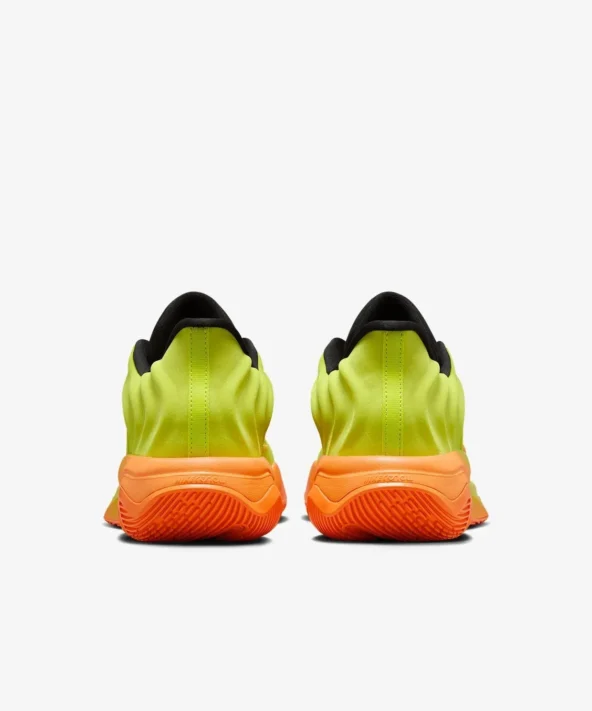 کتونی بسکتبال یانیس 4