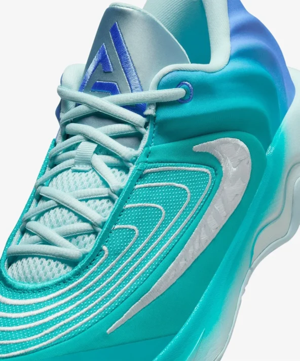 کتونی بسکتبال یانیس 4