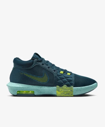 کتونی بسکتبال لبران فیتنس 8 Lebron Witness