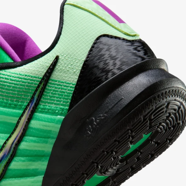 کتونی بسکتبال سابرینا 3 Nike Sabrina - Image 3