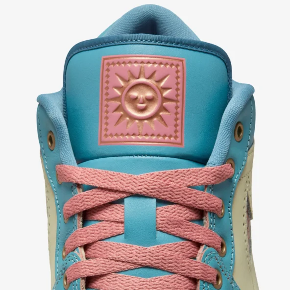 کتونی جردن 1 Air Jordan 1 Low SE 'Somos Eternos's - Image 3