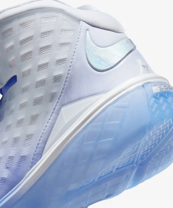 کتونی بسکتبال کوبی 3  Kobe 3 Christmas - Image 8