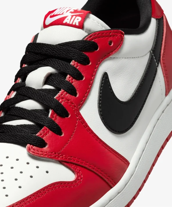 کتونی جردن 1 Air Jordan 1 Low OG Chicago - Image 3