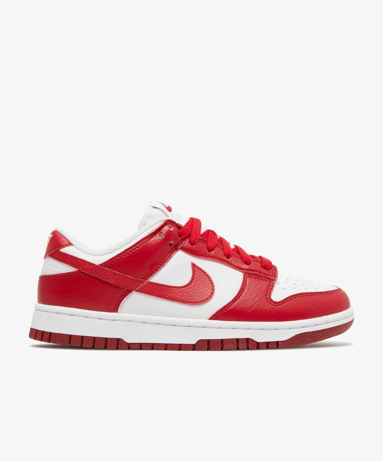 Dunk Low Next Nature White Gym Red | کتونی بسکتبال نایک Dunk لو Next Nature White Gym Red «نایک» - تصویر 1 Dunk Low Next Nature White Gym Red | کتونی بسکتبال نایک Dunk لو Next Nature White Gym Red «نایک» - تصویر 1